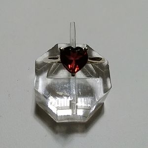3/$50💎 Garnet Ring